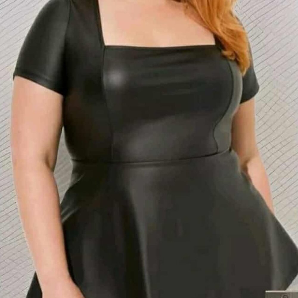 NWOT size 3 torrid faux leather peplum